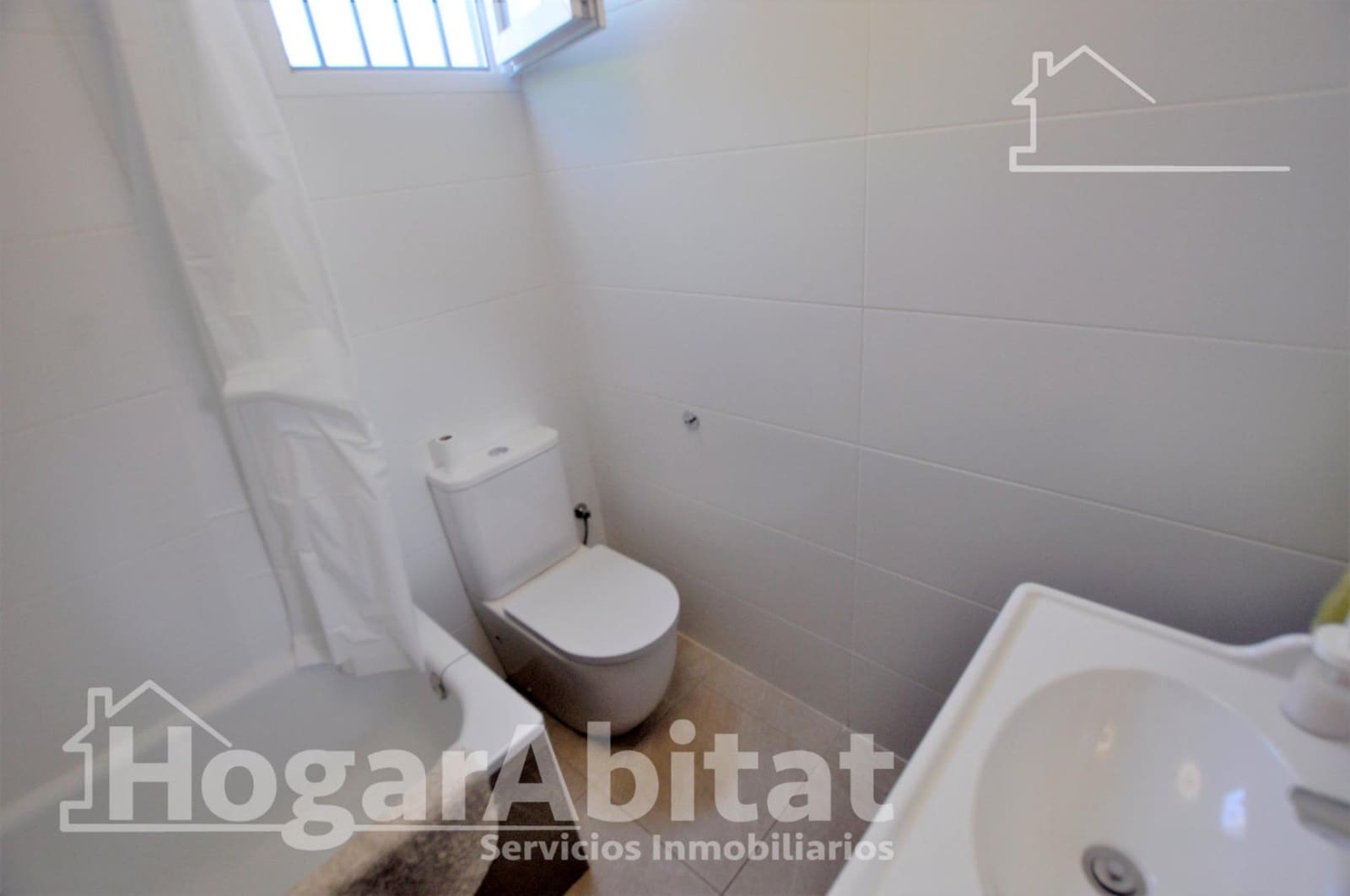 3 sypialnia Dom szeregowy na sprzedaż w La Pobla de Farnals z basenem garażem - 350 000 € (Ref: 9504339)