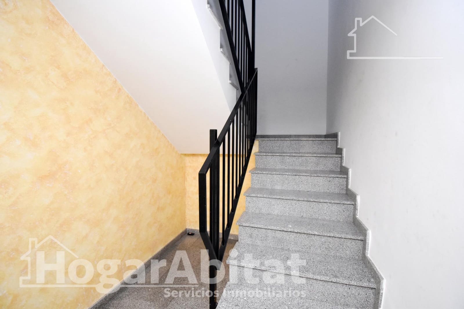 2 bedroom Flat for sale in Almassora / Almazora with pool garage - € 124,000 (Ref: 9504341)