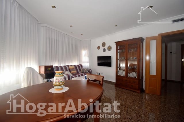 4 bedroom Flat for sale in Vila-real with garage - € 215,000 (Ref: 9504342)