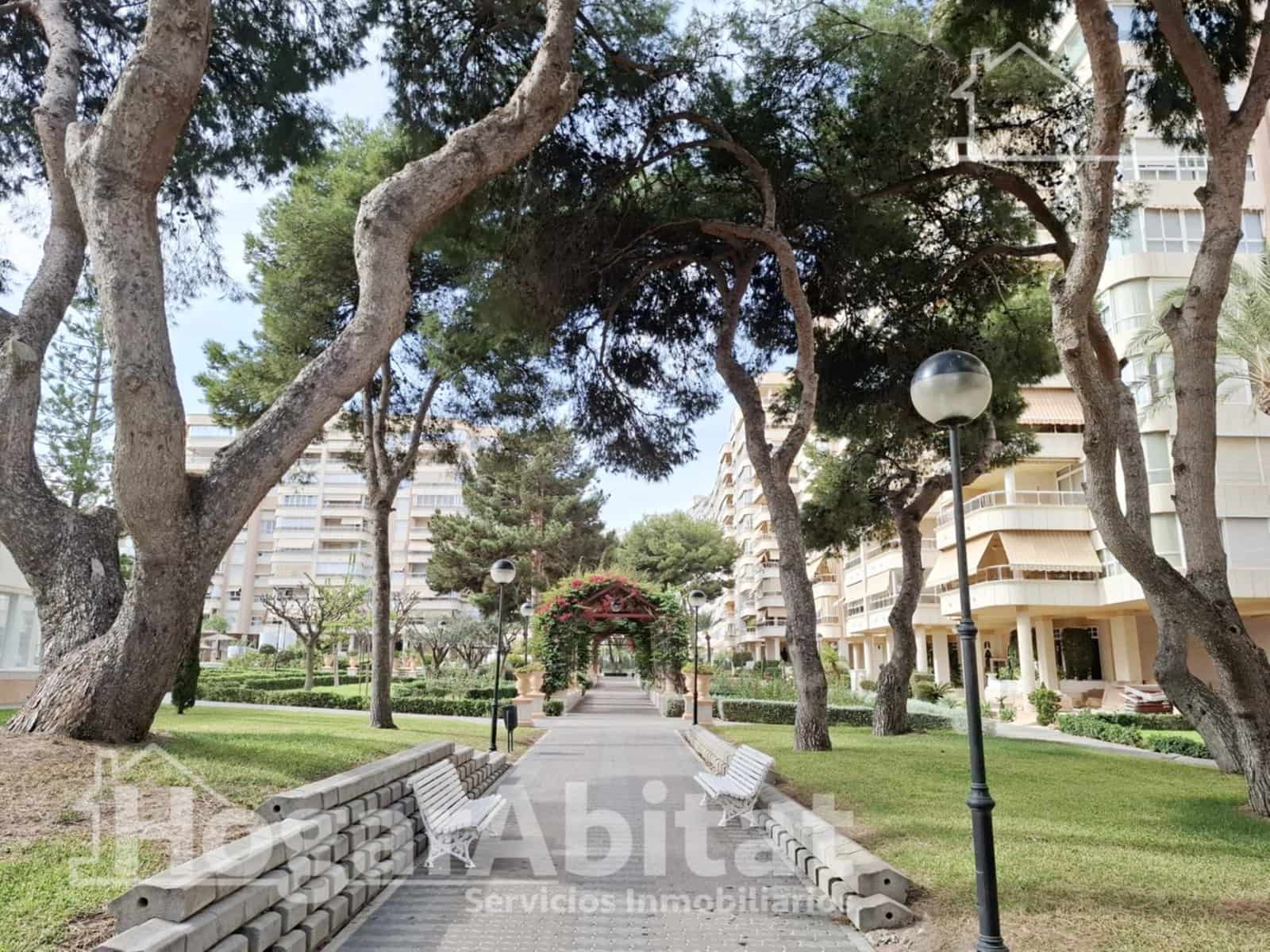 2 bedroom Flat for sale in Playa de San Juan with pool garage - € 600,000 (Ref: 9504345)