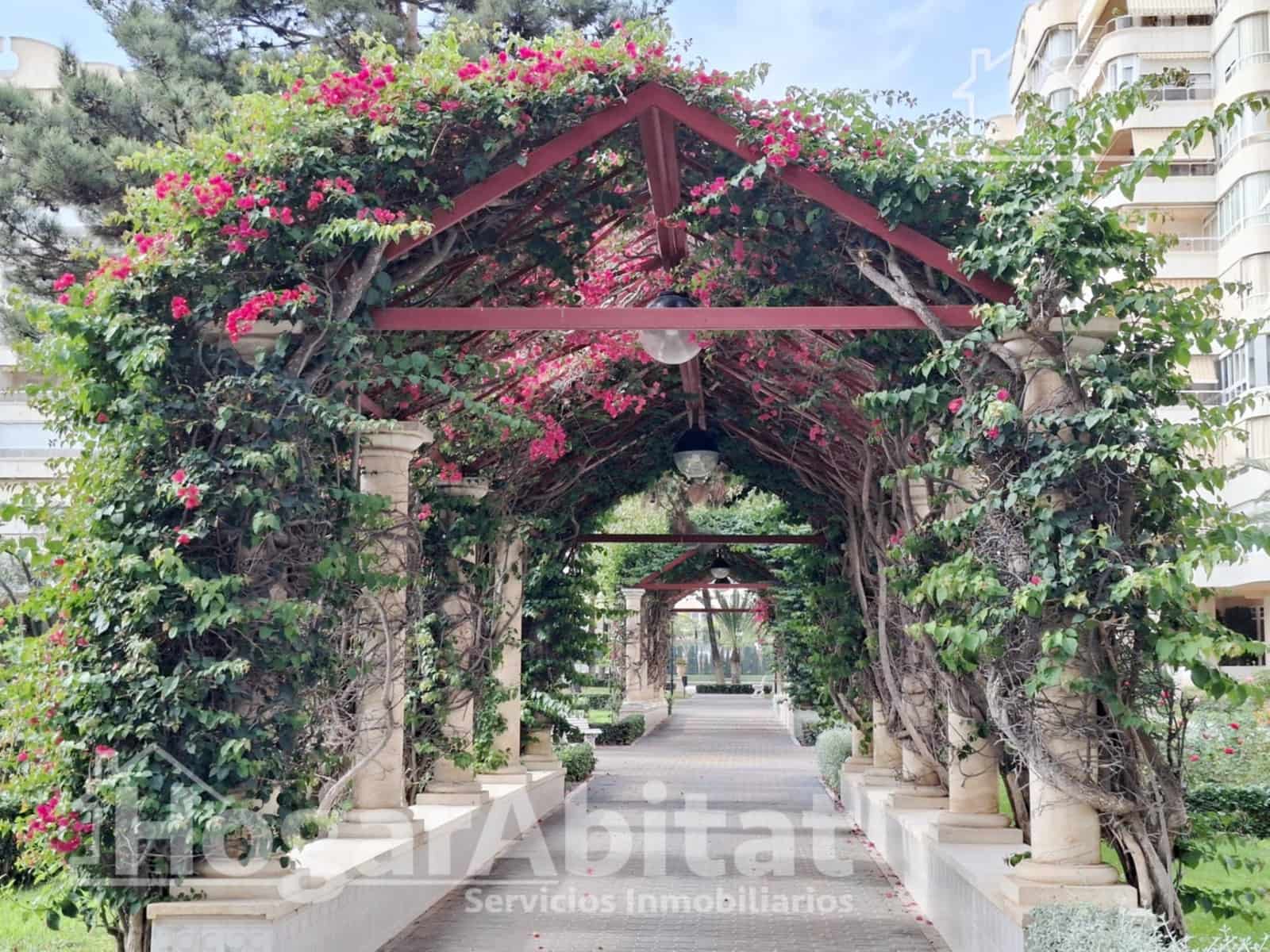 2 bedroom Flat for sale in Playa de San Juan with pool garage - € 600,000 (Ref: 9504345)