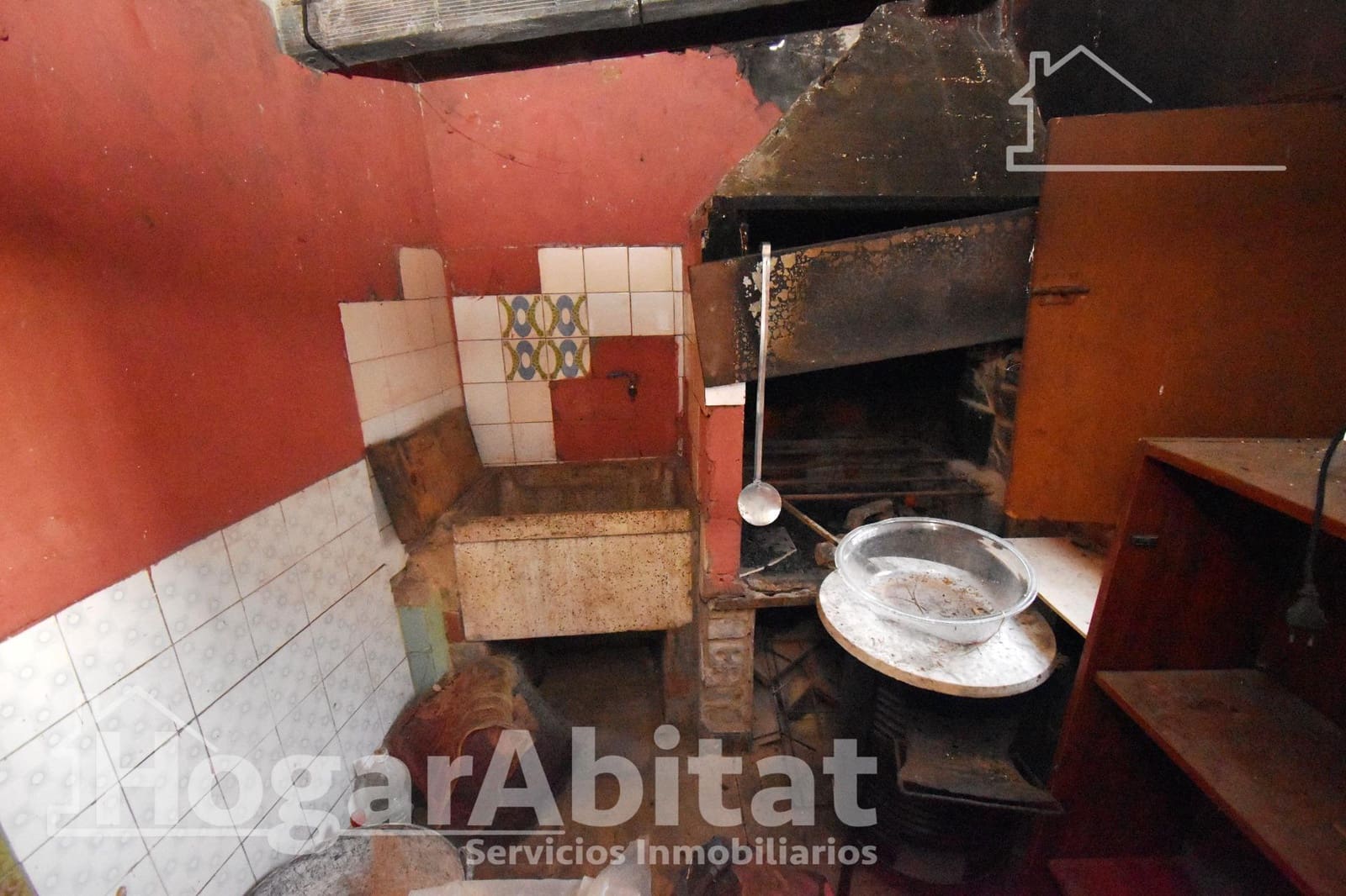 5 bedroom Villa for sale in Les Alqueries / Alquerias del Nino Perdido - € 75,000 (Ref: 9508920)