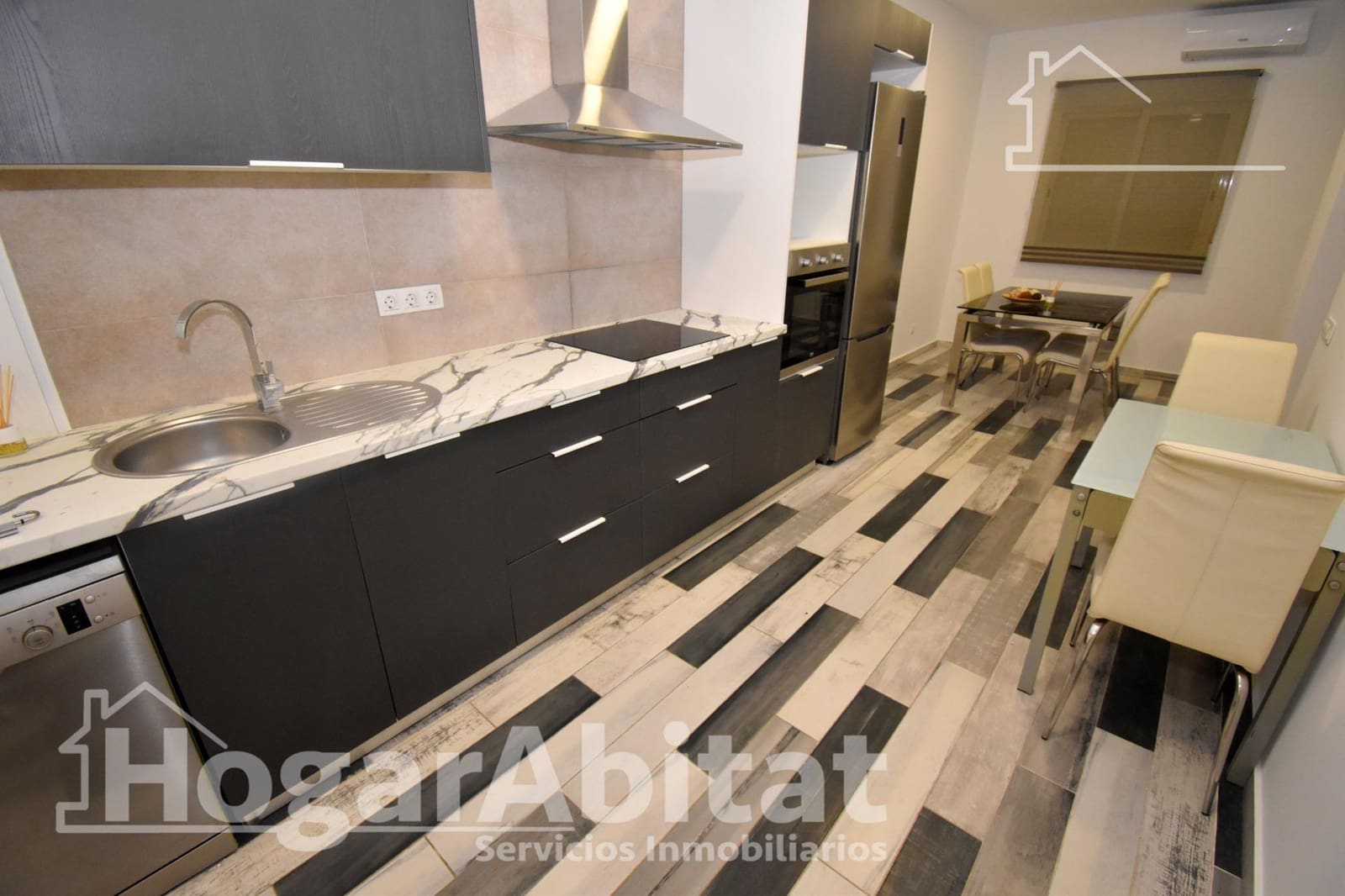 2 bedroom Flat for sale in Castello de la Plana - € 152,000 (Ref: 9508927)