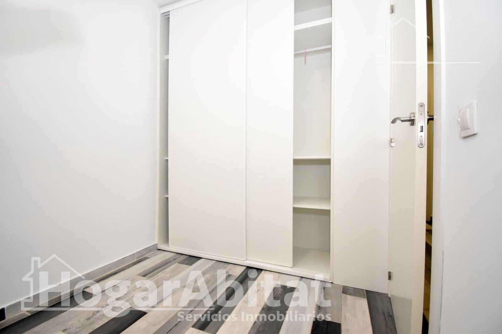 2 bedroom Flat for sale in Castello de la Plana - € 152,000 (Ref: 9508927)