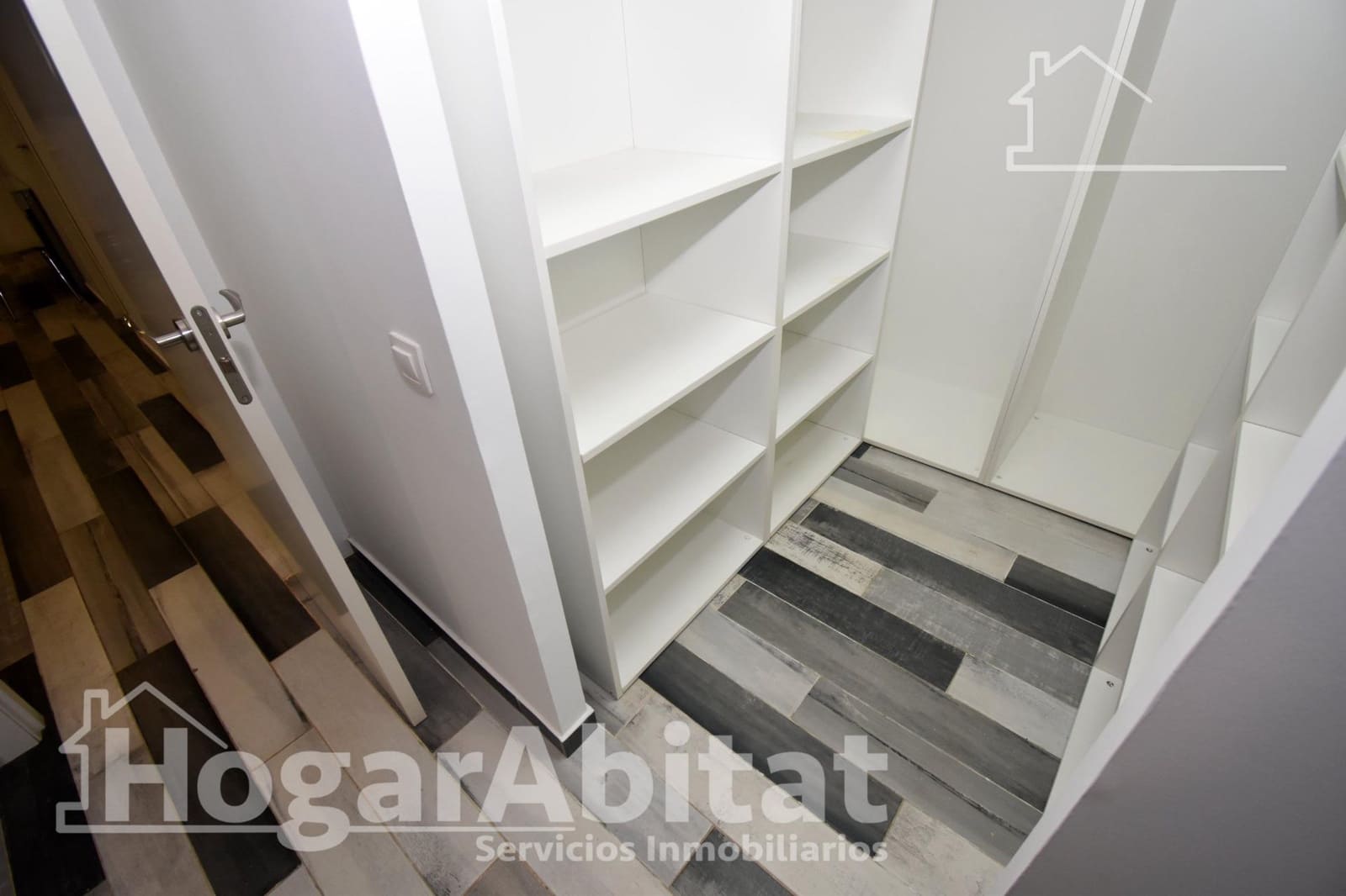 2 bedroom Flat for sale in Castello de la Plana - € 152,000 (Ref: 9508927)