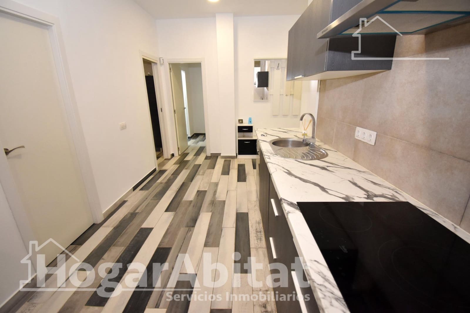 2 bedroom Flat for sale in Castello de la Plana - € 152,000 (Ref: 9508927)