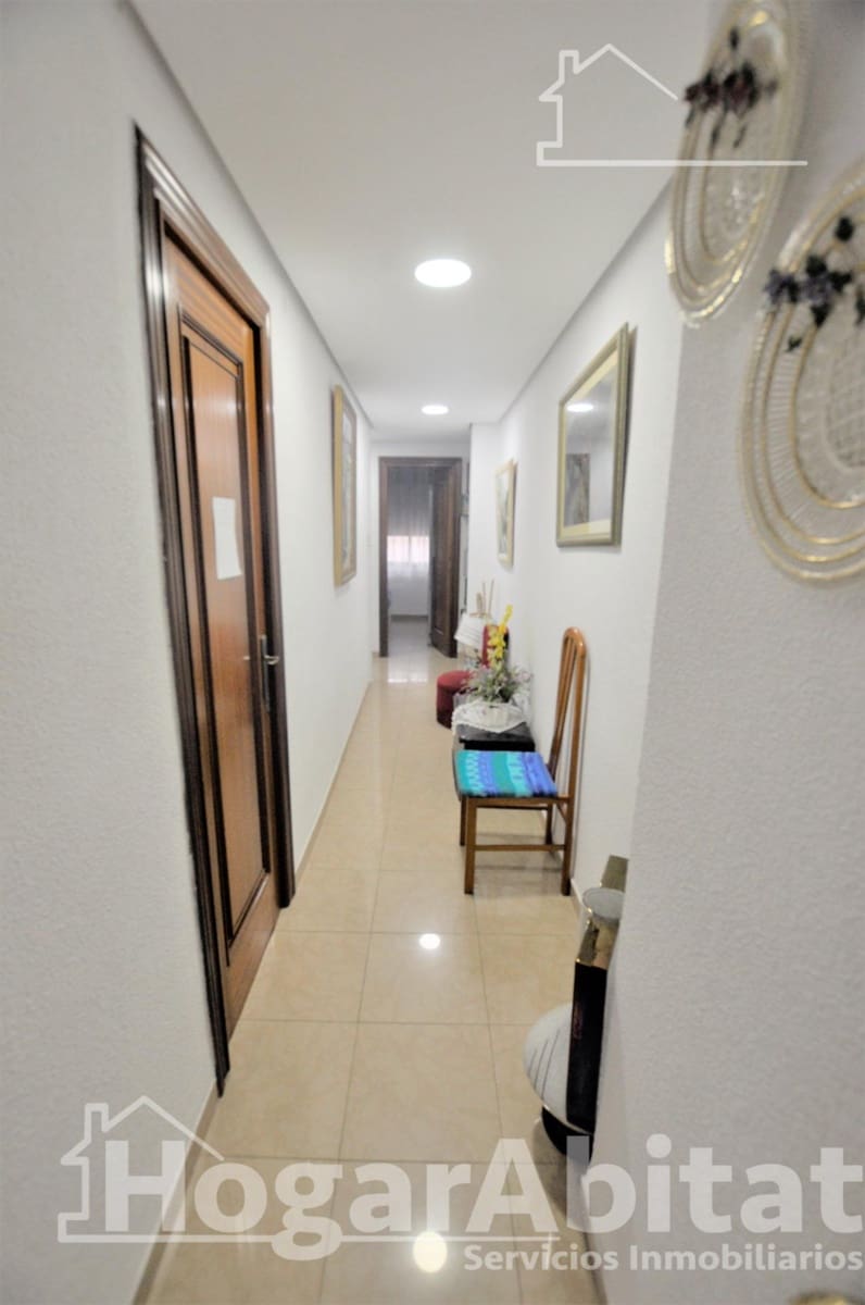 4 slaapkamer Flat te koop in Valencia stad - € 435.000 (Ref: 9508932)