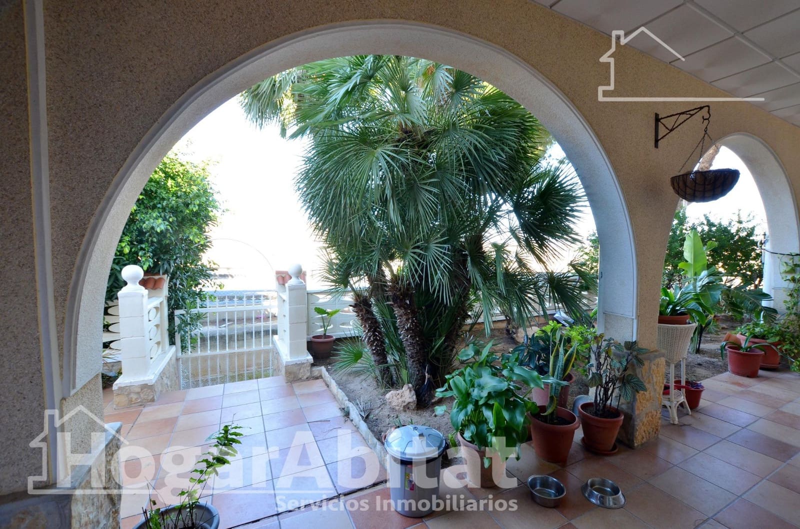 5 sovrum Villa till salu i Alicante stad med pool garage - 490 000 € (Ref: 9508933)