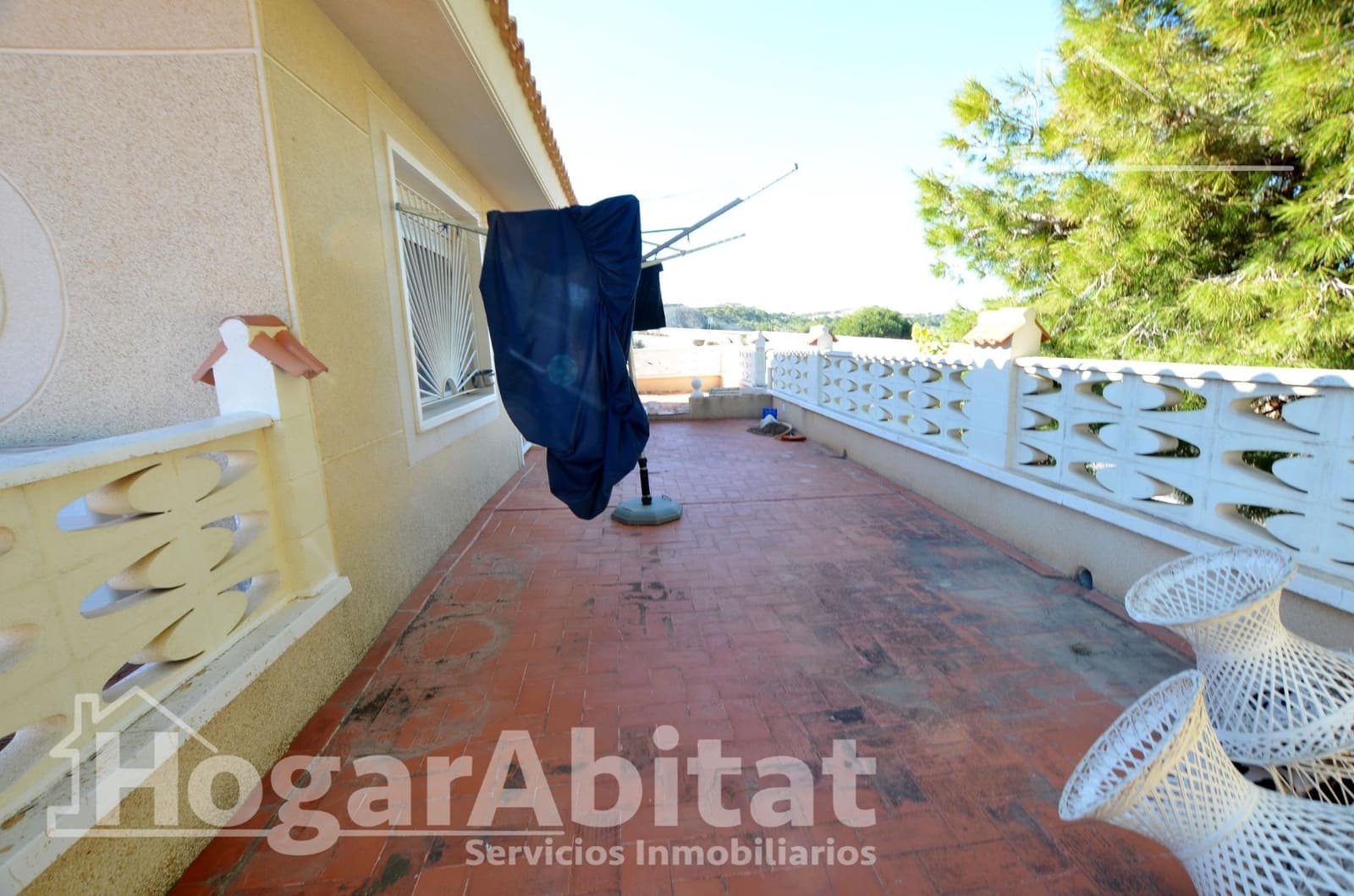 5 sovrum Villa till salu i Alicante stad med pool garage - 490 000 € (Ref: 9508933)