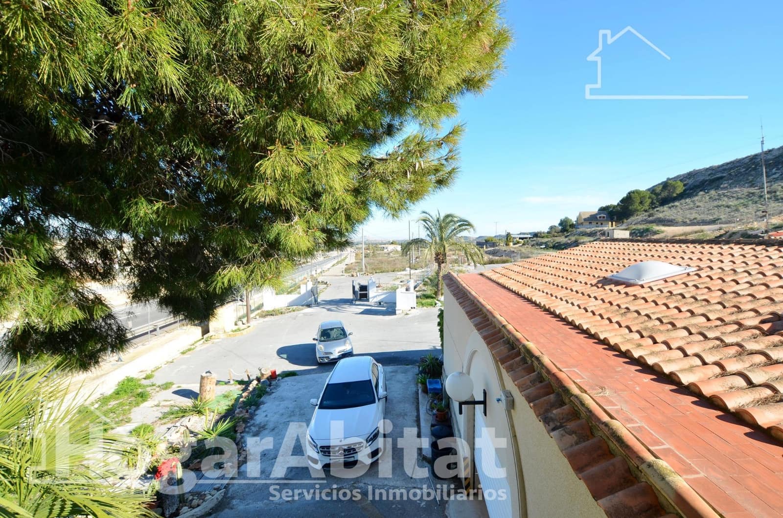 5 sovrum Villa till salu i Alicante stad med pool garage - 490 000 € (Ref: 9508933)