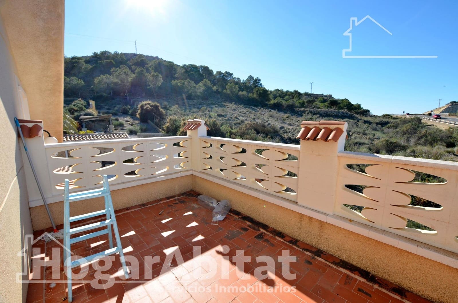 5 sovrum Villa till salu i Alicante stad med pool garage - 490 000 € (Ref: 9508933)