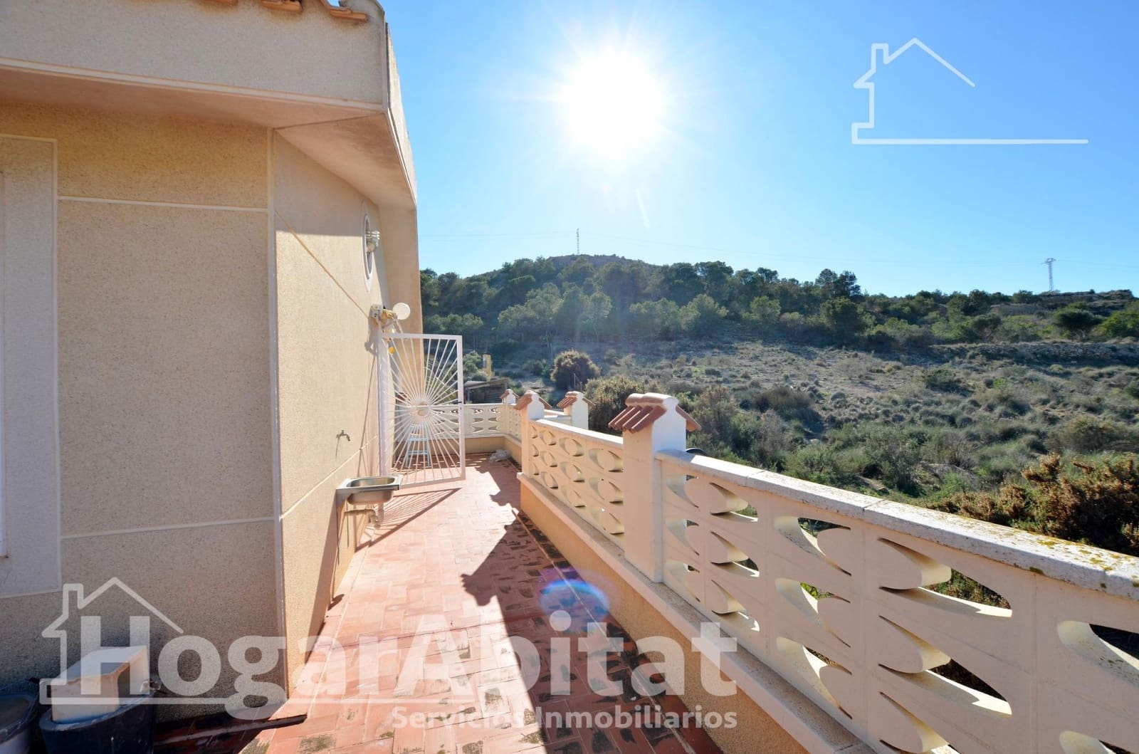 5 sovrum Villa till salu i Alicante stad med pool garage - 490 000 € (Ref: 9508933)