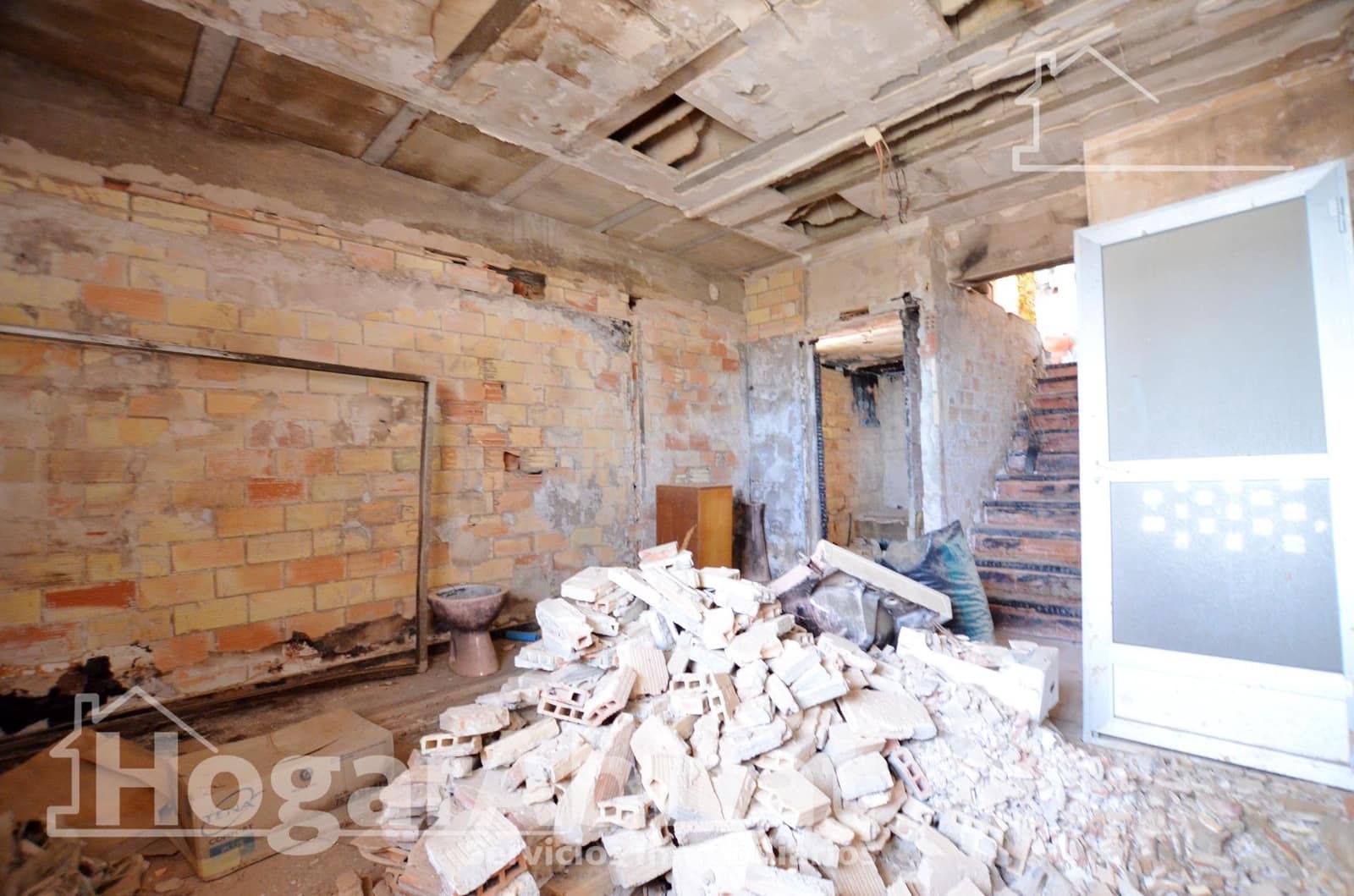 3 bedroom Townhouse for sale in Cullera - € 135,000 (Ref: 9508937)