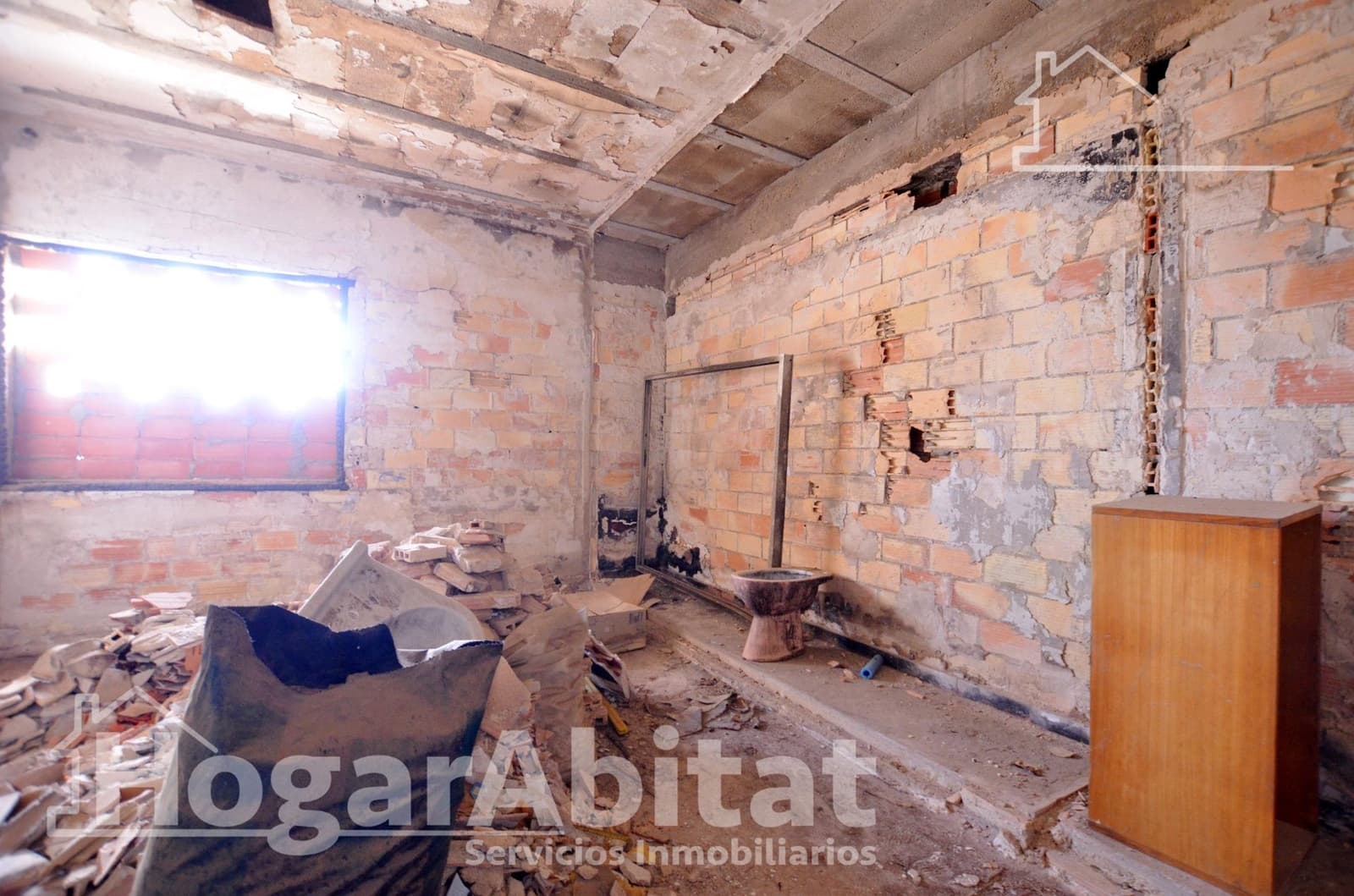 3 bedroom Townhouse for sale in Cullera - € 135,000 (Ref: 9508937)