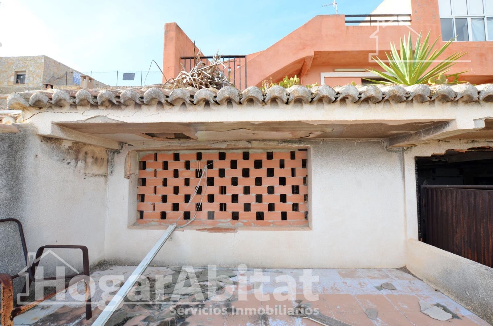 3 bedroom Townhouse for sale in Cullera - € 135,000 (Ref: 9508937)