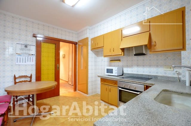 Casa de 4 habitaciones en Tavernes de la Valldigna en venta con garaje - 156.000 € (Ref: 9508938)