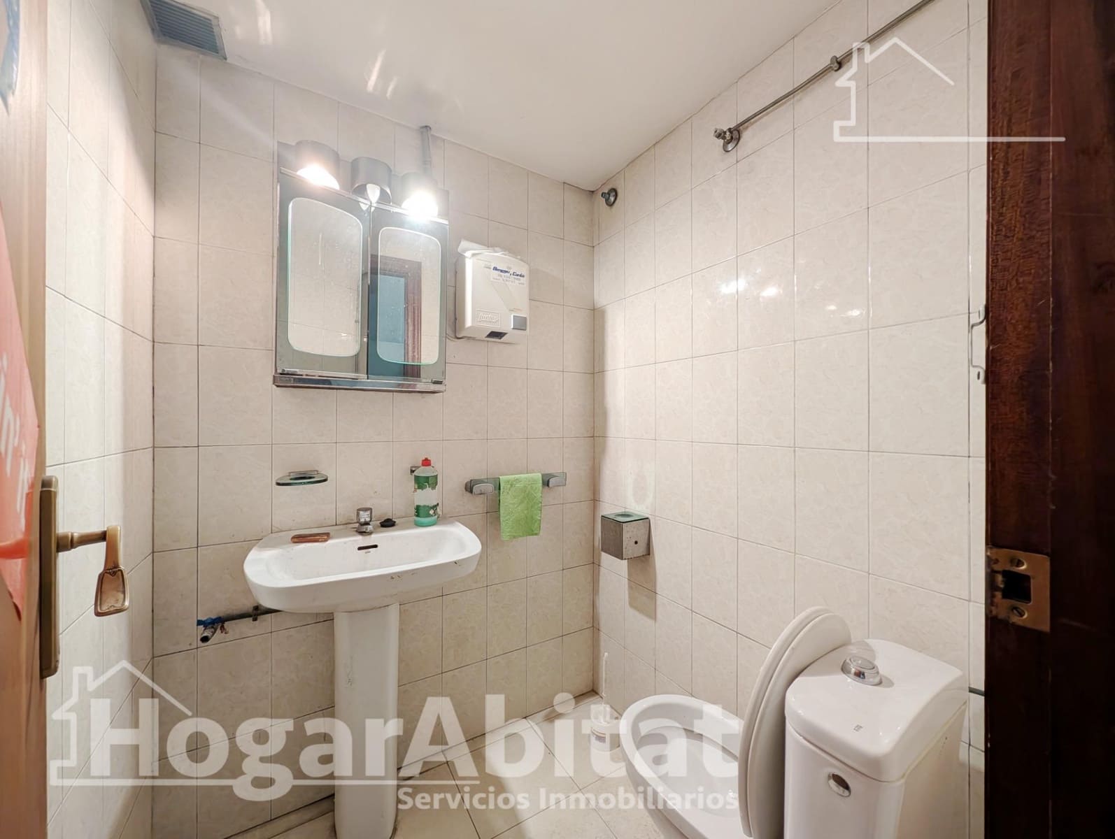 3 soverom Kommersiell til salgs i Alicante by - € 161 000 (Ref: 9513457)