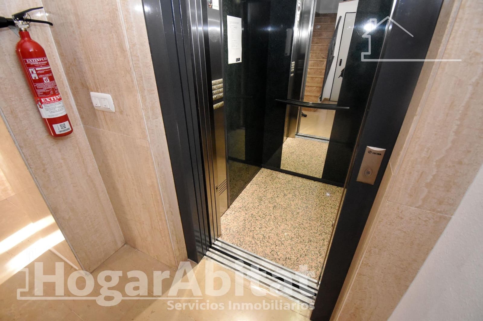 4 makuuhuone Asunto myytävänä paikassa Vila-real mukana 
autotalli - 215 000 € (Ref: 9513463)