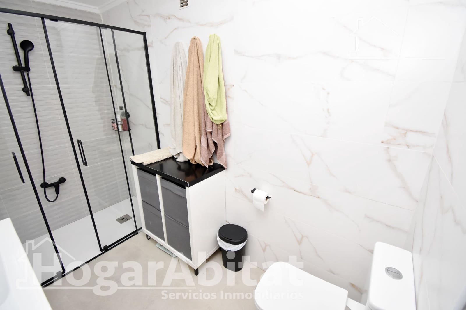 Piso de 4 habitaciones en Alcàsser en venta - 230.000 € (Ref: 9518945)