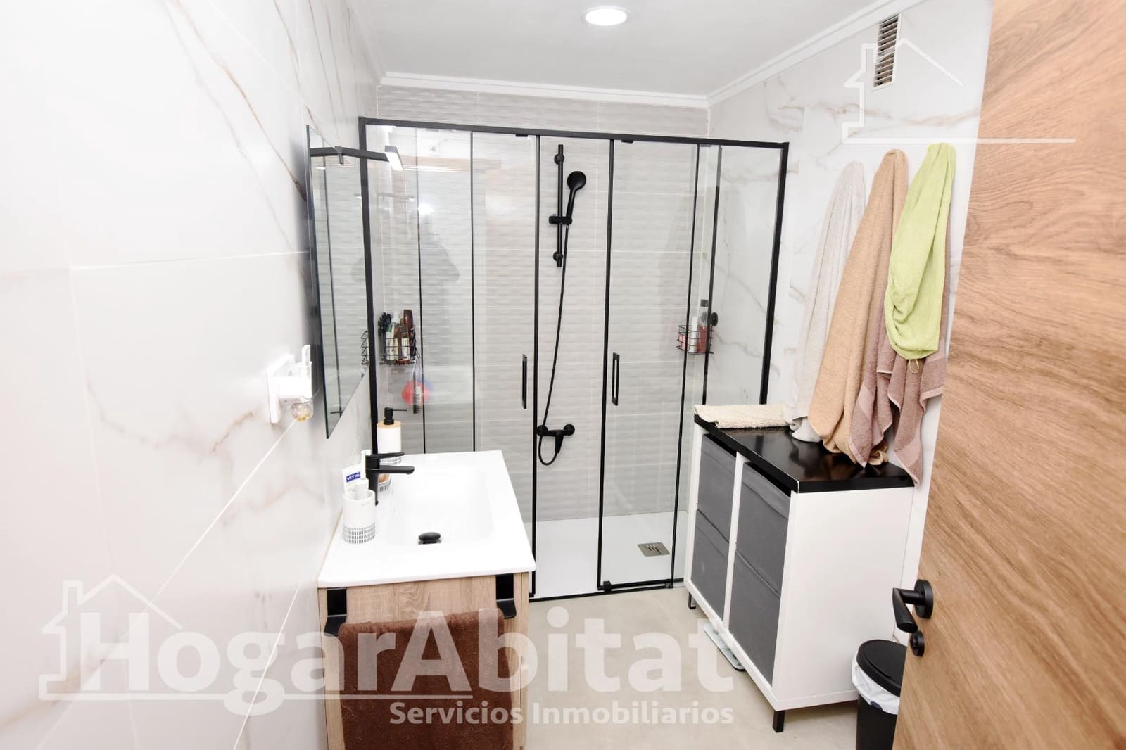 Piso de 4 habitaciones en Alcàsser en venta - 230.000 € (Ref: 9518945)