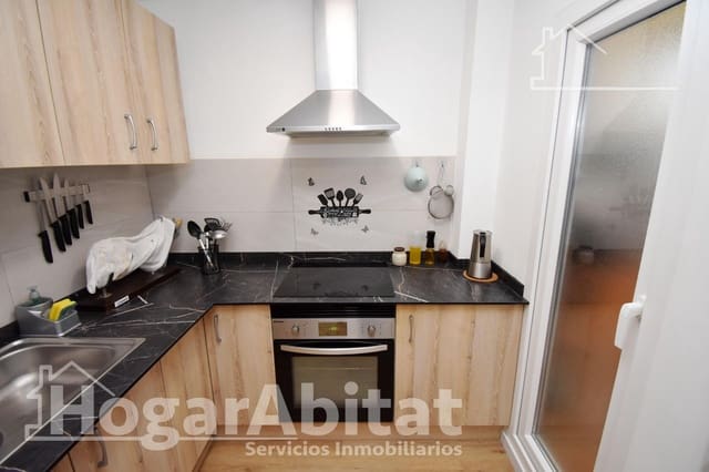 Piso de 4 habitaciones en Alcàsser en venta - 230.000 € (Ref: 9518945)