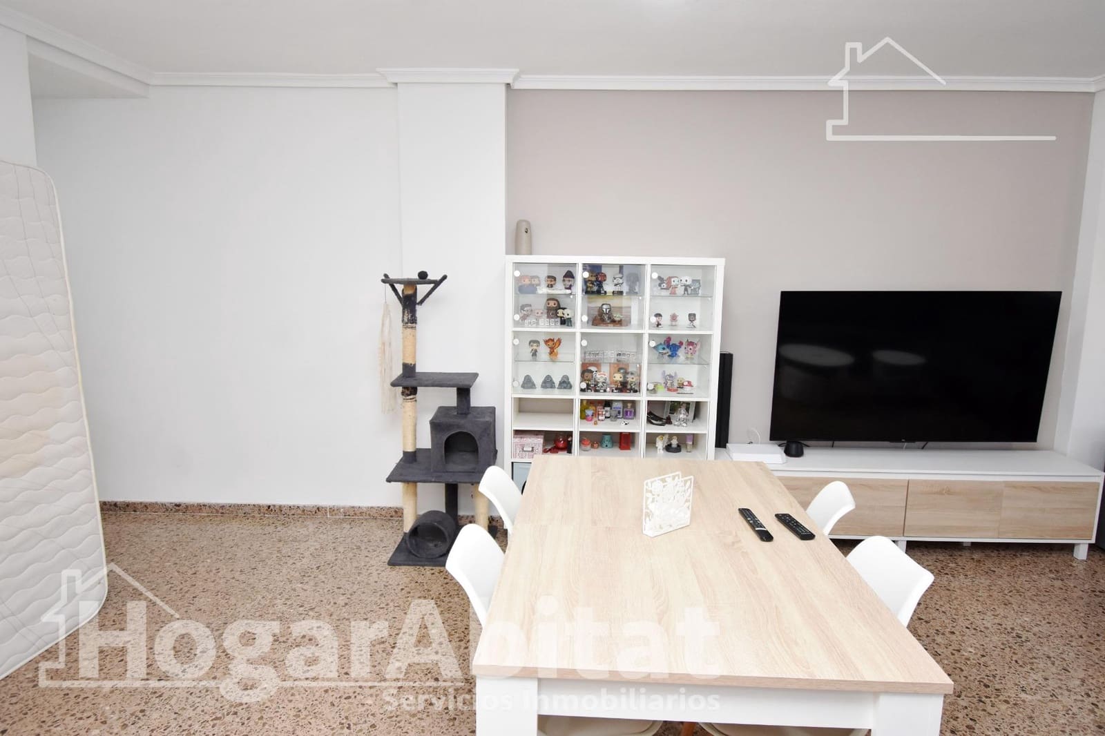 Piso de 4 habitaciones en Alcàsser en venta - 230.000 € (Ref: 9518945)