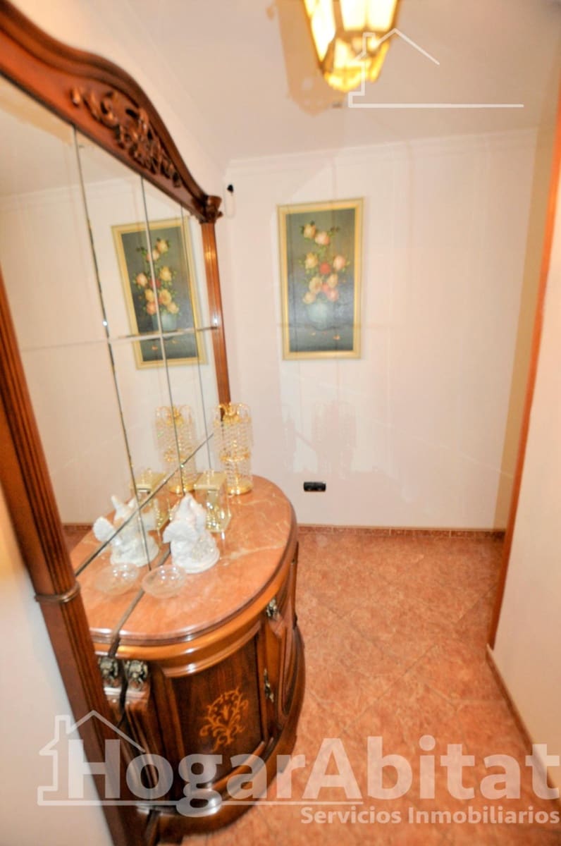 3 makuuhuone Asunto myytävänä paikassa Valencia kaupunki - 310 000 € (Ref: 9518947)