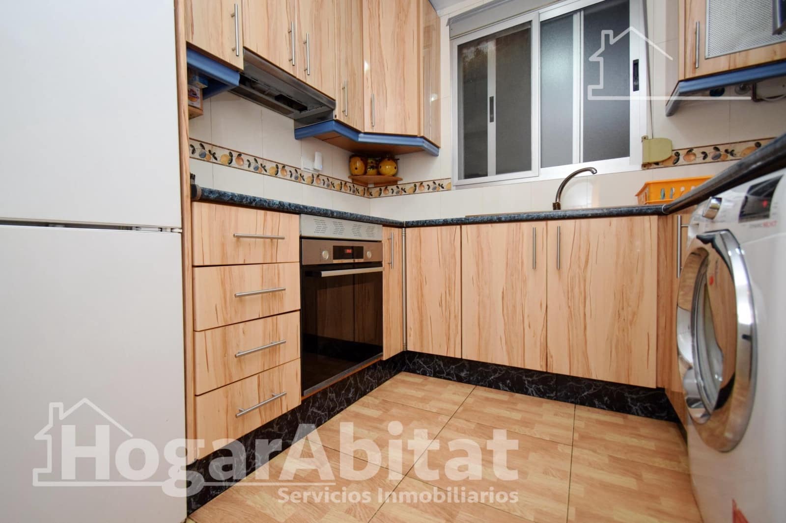3 bedroom Flat for sale in Quart de Poblet - € 185,000 (Ref: 9518958)