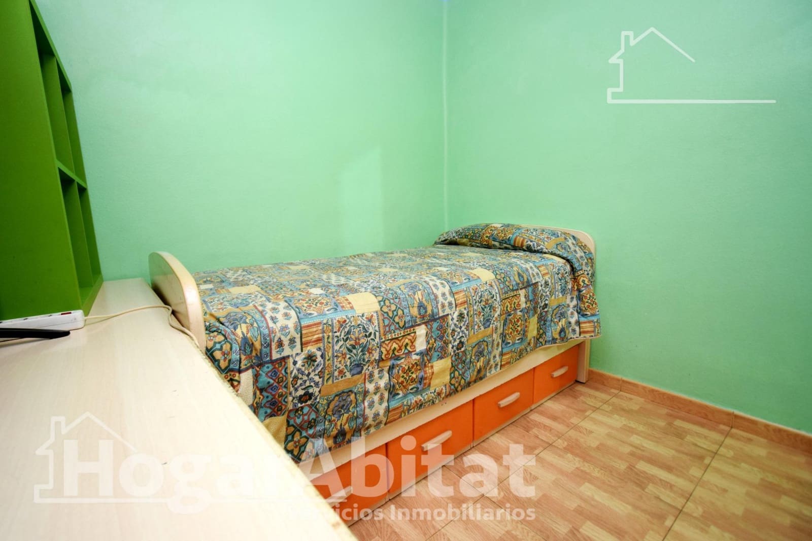 3 bedroom Flat for sale in Quart de Poblet - € 185,000 (Ref: 9518958)