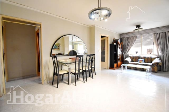 7 bedroom Townhouse for sale in Gandia - € 235,000 (Ref: 9519012)