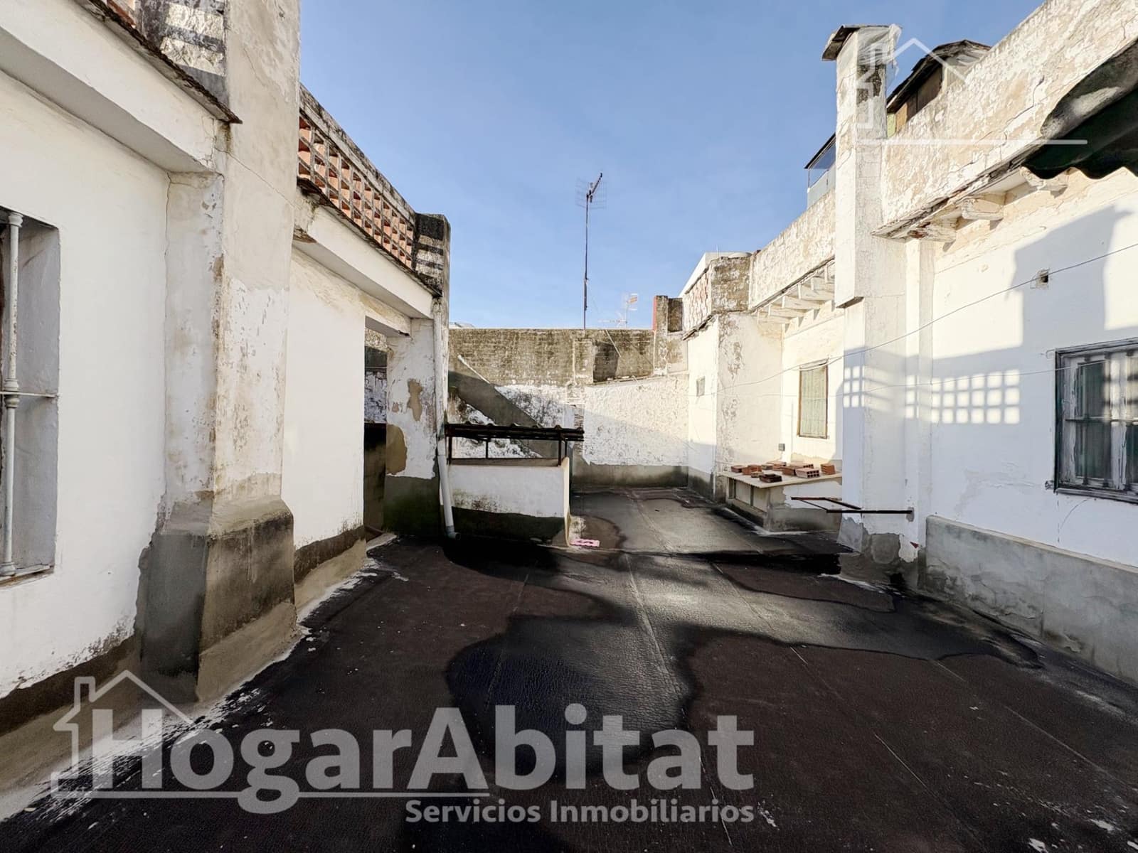 6 slaapkamer Huis te koop in Tavernes de la Valldigna - € 125.000 (Ref: 9519013)