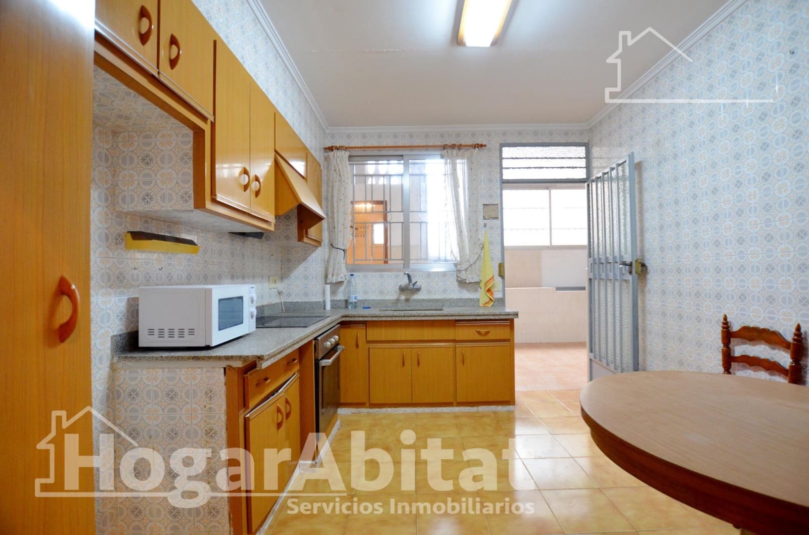 4 slaapkamer Huis te koop in Tavernes de la Valldigna met garage - € 156.000 (Ref: 9519014)