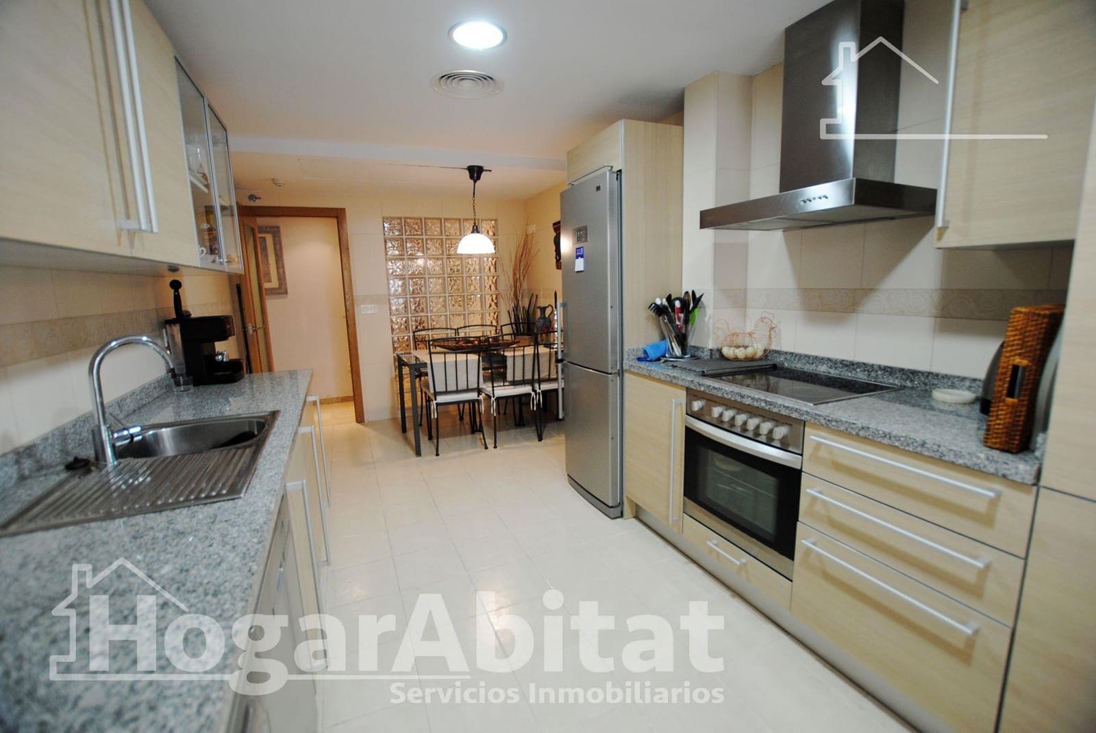 4 soverom Leilighet til salgs i Oliva med garasje - € 250 000 (Ref: 9524352)