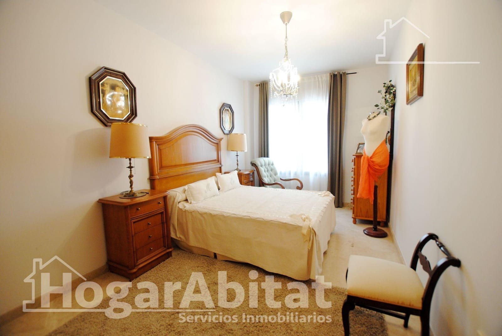 4 soverom Leilighet til salgs i Oliva med garasje - € 250 000 (Ref: 9524352)