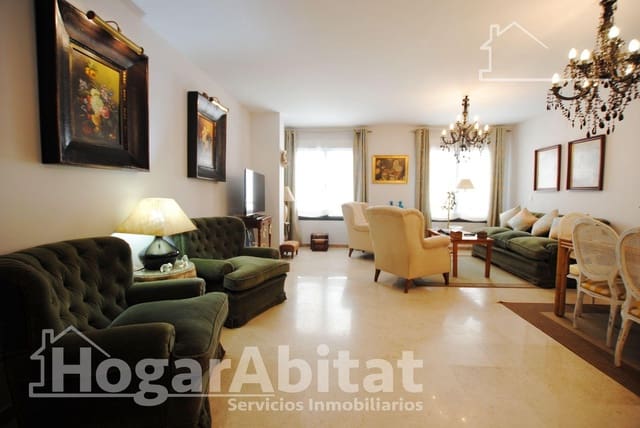 4 soverom Leilighet til salgs i Oliva med garasje - € 250 000 (Ref: 9524352)