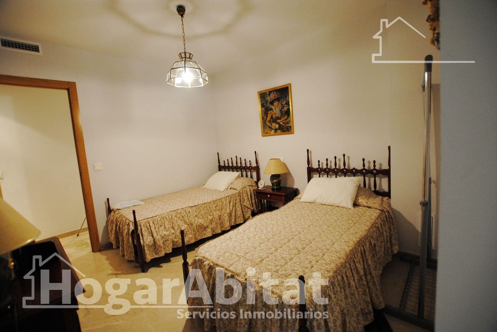 4 soverom Leilighet til salgs i Oliva med garasje - € 250 000 (Ref: 9524352)