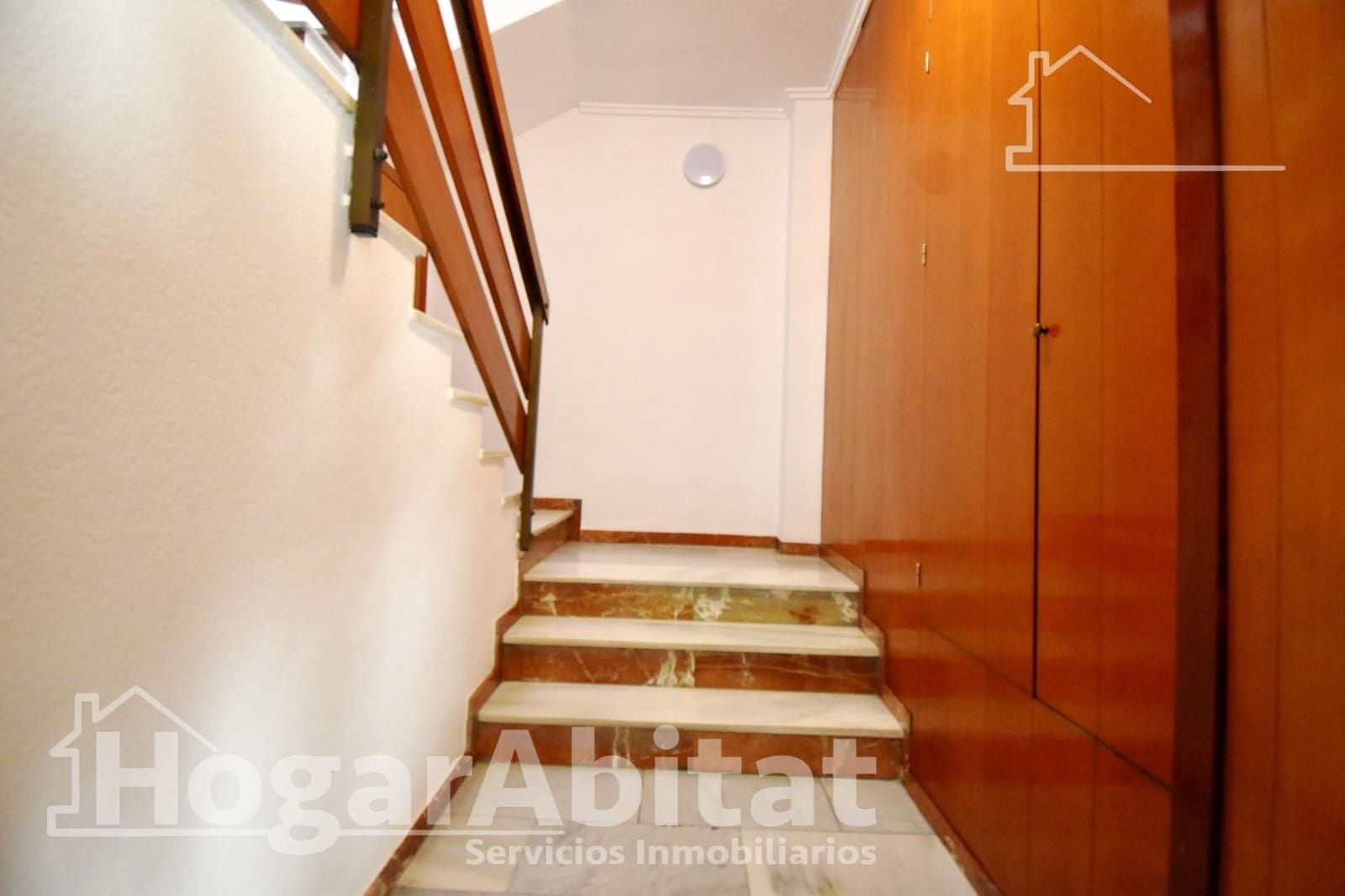 4 bedroom Flat for sale in Oliva - € 135,000 (Ref: 9524356)