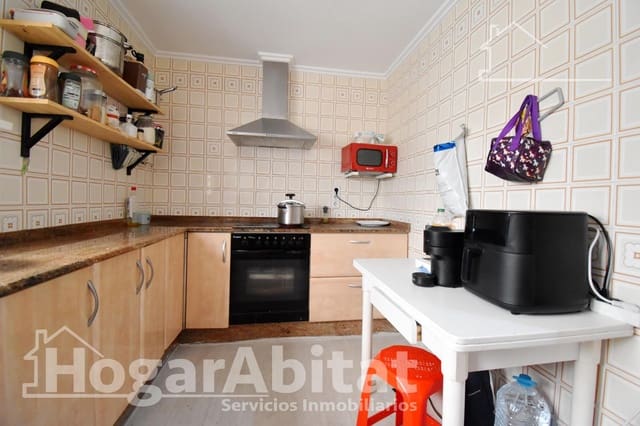 4 bedroom Flat for sale in Oliva Pueblo, Oliva - € 135,000 (Ref: 9524356)