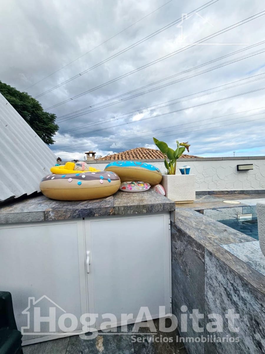 4 makuuhuone Huvila myytävänä paikassa Almassora / Almazora mukana uima-altaan 
autotalli - 350 000 € (Ref: 9524357)