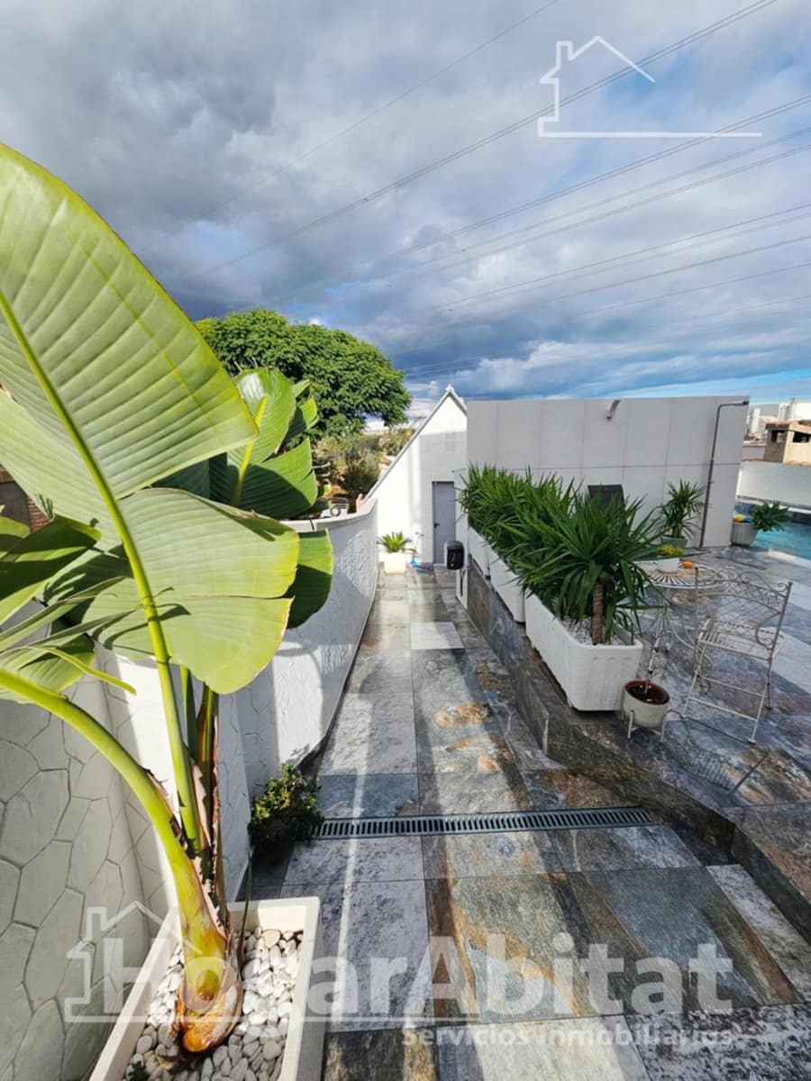 4 makuuhuone Huvila myytävänä paikassa Almassora / Almazora mukana uima-altaan 
autotalli - 350 000 € (Ref: 9524357)