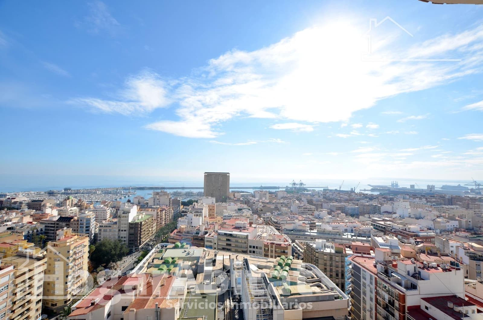 Wohnung zu verkaufen in Alicante / Alacant Stadt - 280.000 € (Ref: 9524361)