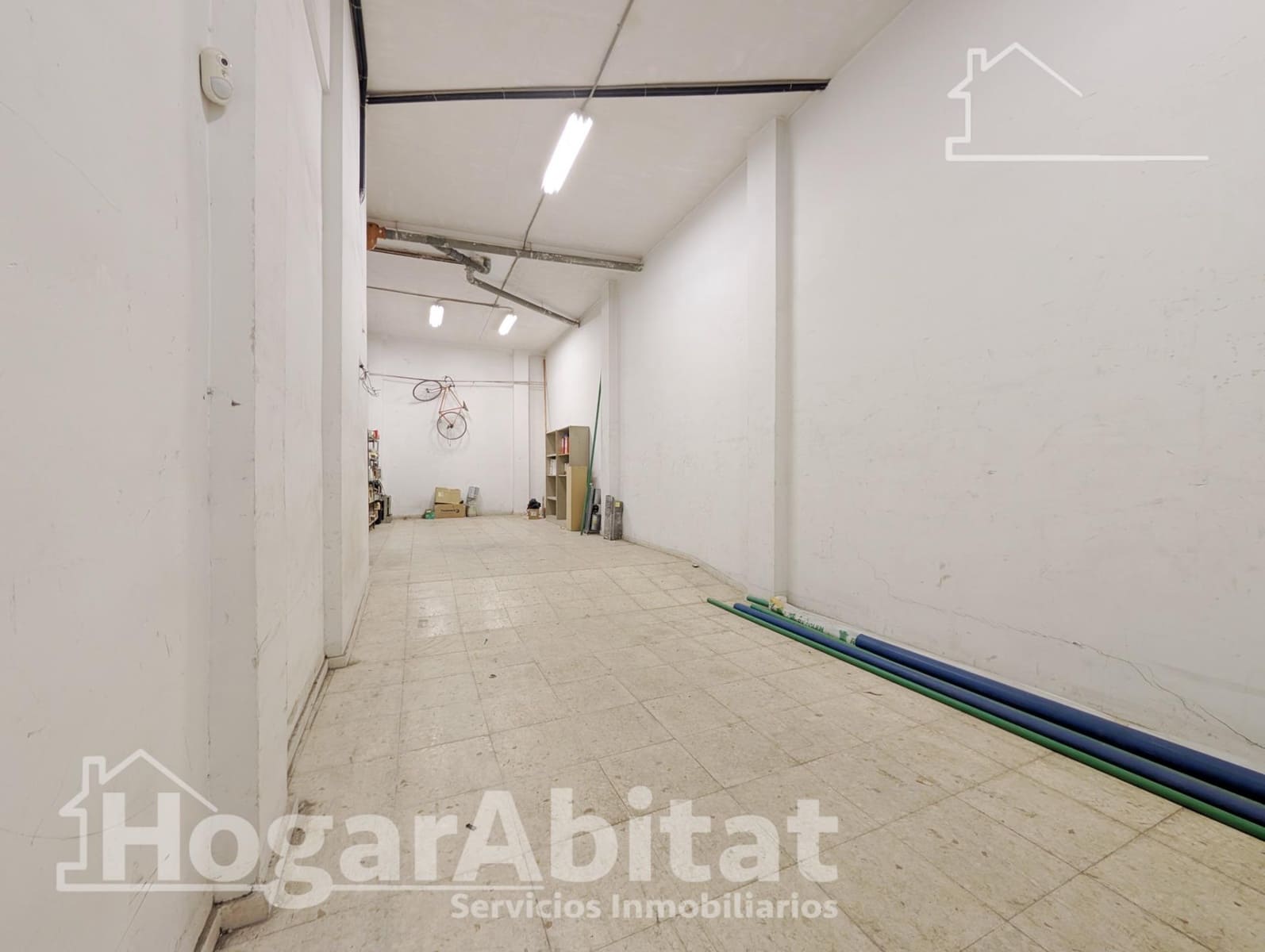 3 bedroom Commercial for sale in Alicante / Alacant city - € 161,000 (Ref: 9524363)