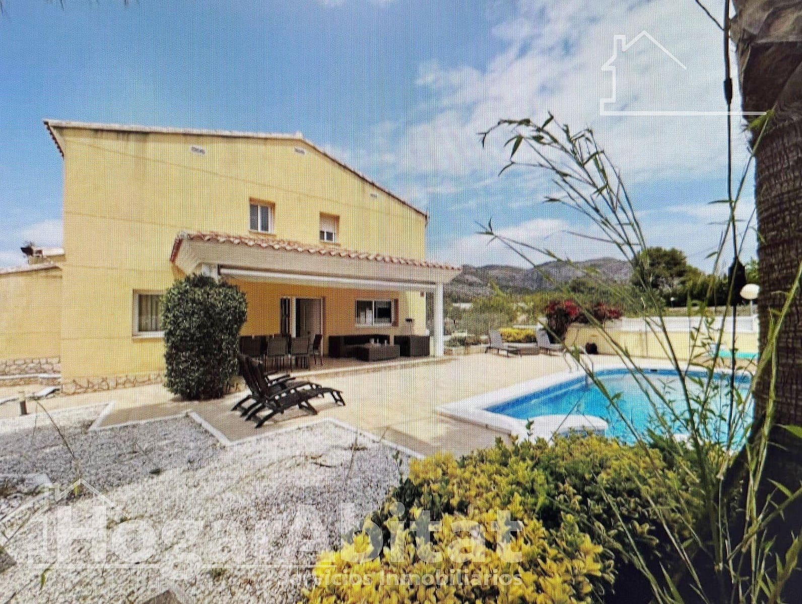 5 soverom Villa til salgs i Borriol med svømmebasseng garasje - € 390 000 (Ref: 9524365)