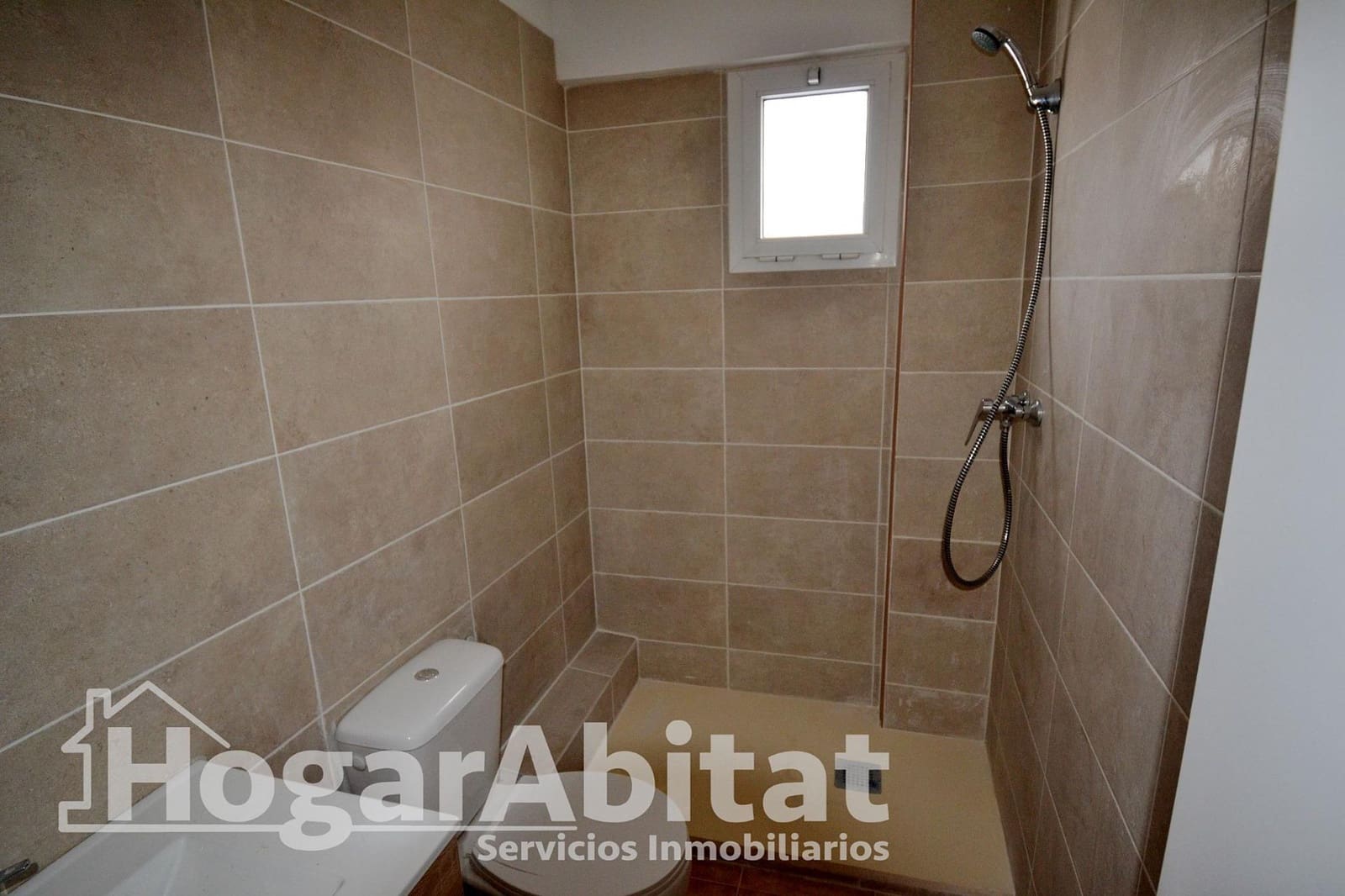 2 soveværelse Penthouse til leje i Catarroja - € 950 (Ref: 9524370)