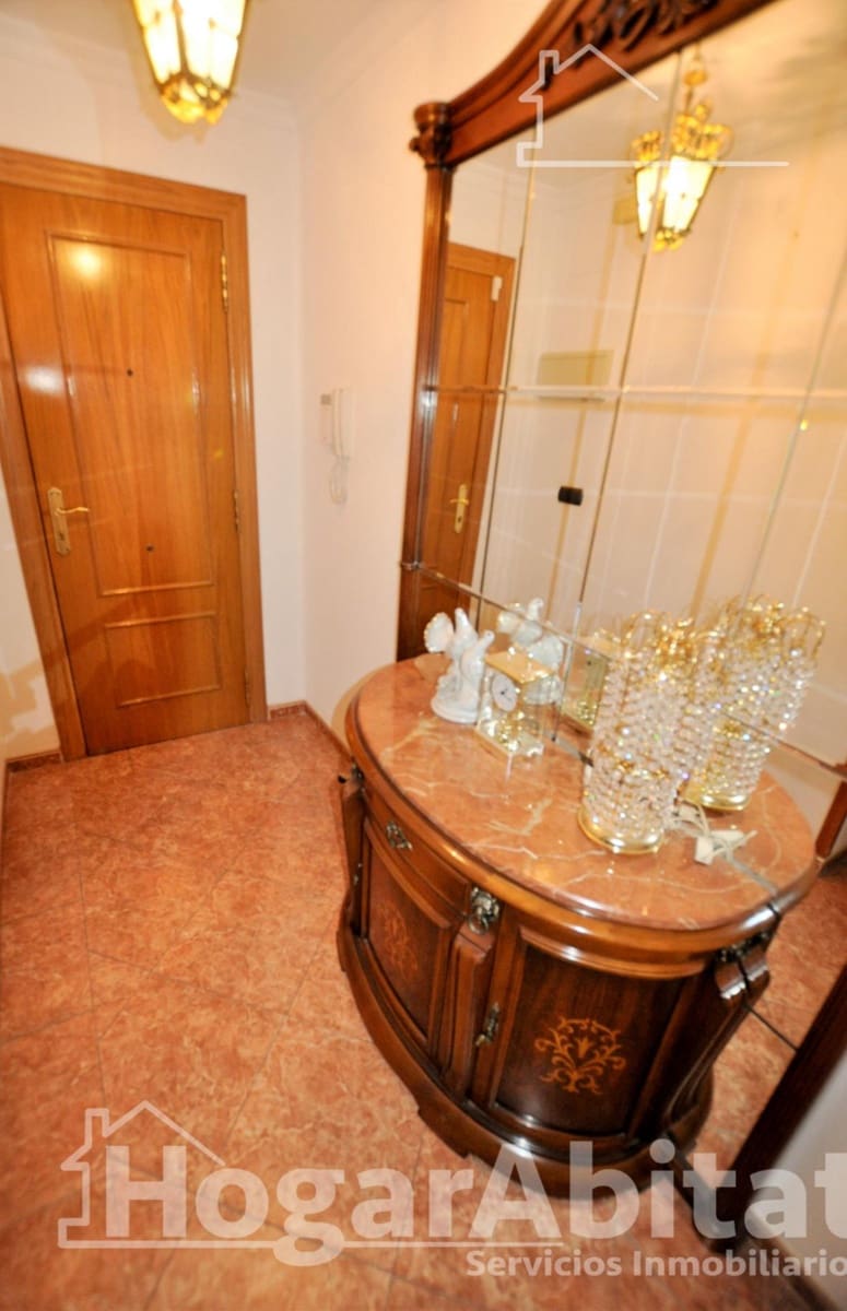 3 soveværelse Lejlighed til salg i Valencia by - € 310.000 (Ref: 9524373)