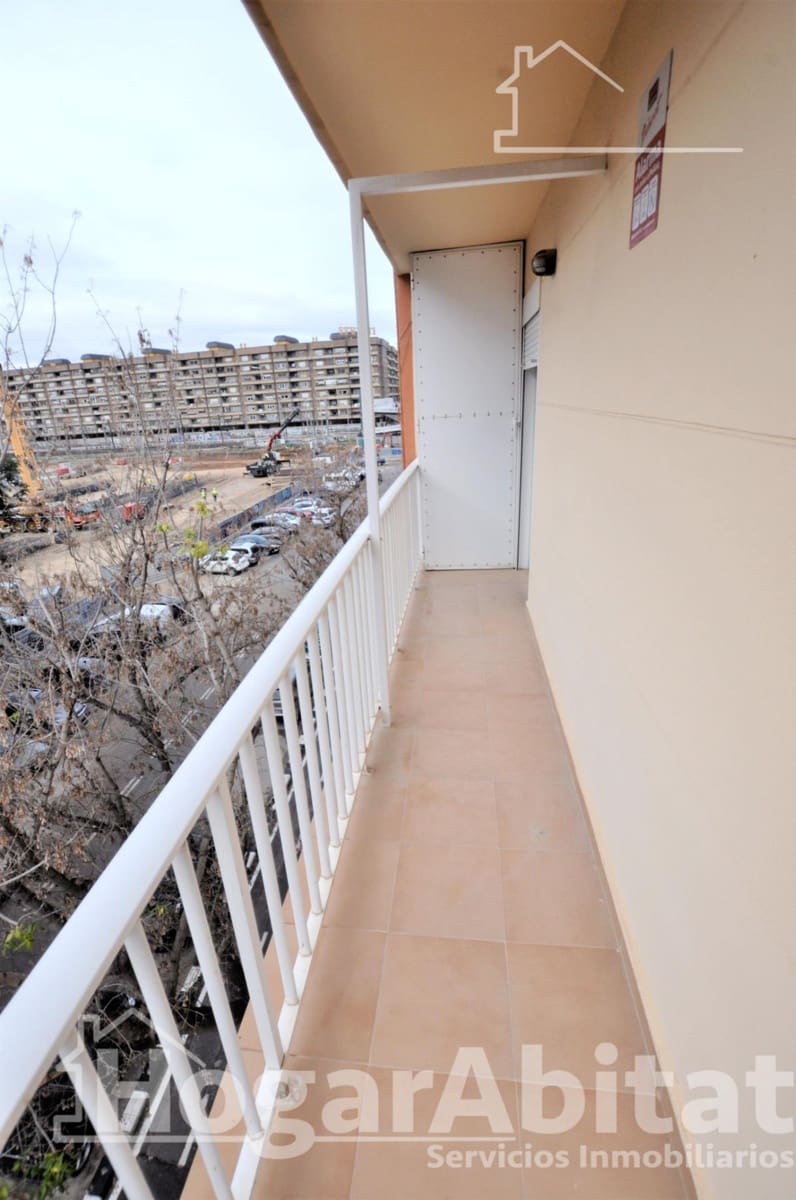 3 soveværelse Lejlighed til salg i Valencia by - € 310.000 (Ref: 9524373)