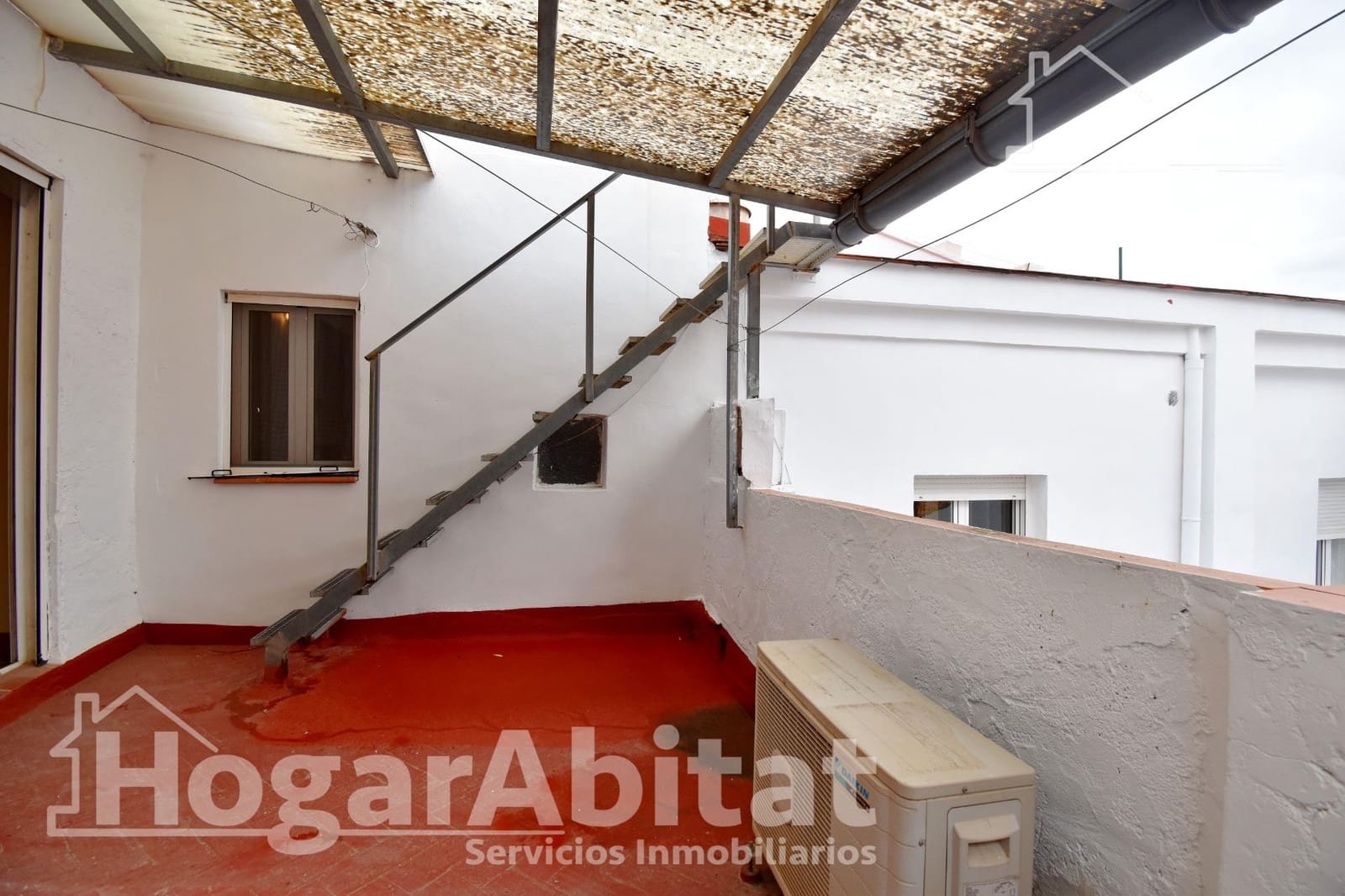 6 bedroom Townhouse for sale in Villalonga - € 299,000 (Ref: 9524377)
