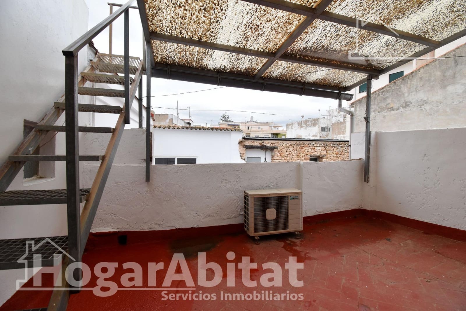 6 bedroom Townhouse for sale in Villalonga - € 299,000 (Ref: 9524377)