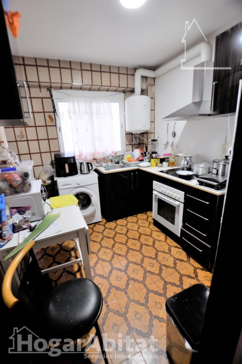 3 bedroom Flat for sale in Xirivella - € 105,000 (Ref: 9527750)