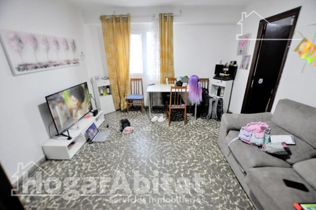 3 bedroom Flat for sale in Xirivella - € 105,000 (Ref: 9527750)